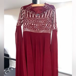 burgundry dress with open back